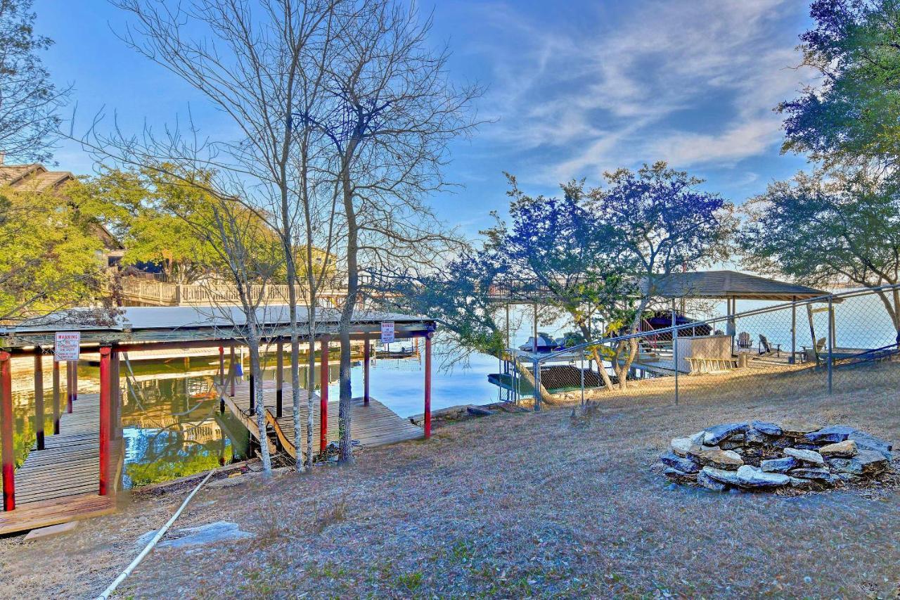 Chic Lakefront Granbury Getaway With Private Dock! Ngoại thất bức ảnh